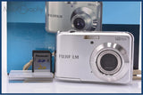 富士フイルム FUJIFILM FinePix AV110 3x 単三電池仕様 元箱、メモリーカード付 同梱無料 #am6158