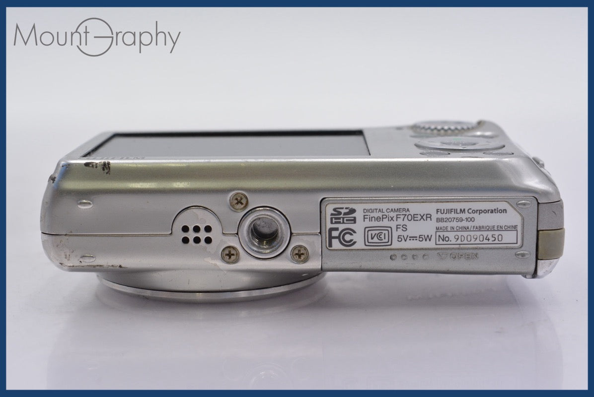 【美品】FUJIFILM FINEPIX F70EXR 充電器　バッテリー付き ☆実用美品☆ 富士フィルム FUJIFILM FinePix F70EXR 10x