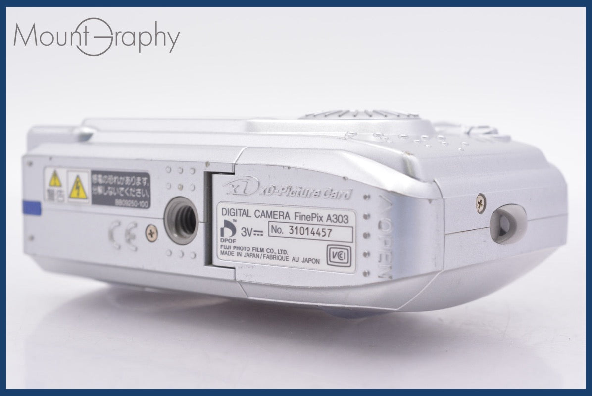 美品 フジ Finepix A303 単三形電池 ☆ジャンク特価☆ 富士フィルム FUJIFILM FinePix A303 3x 単三電池